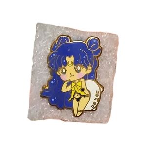 Sailor Moon Human Luna Princess Kaguya With Cat Tube Yellow Blu Anime Enamel Pin
